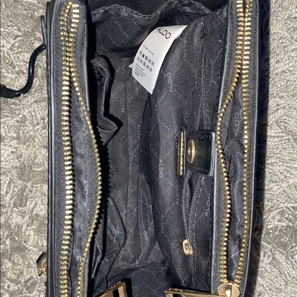 Purse - Picture 2 of 2